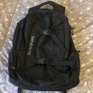 Dakine snowboarding/commuting bag